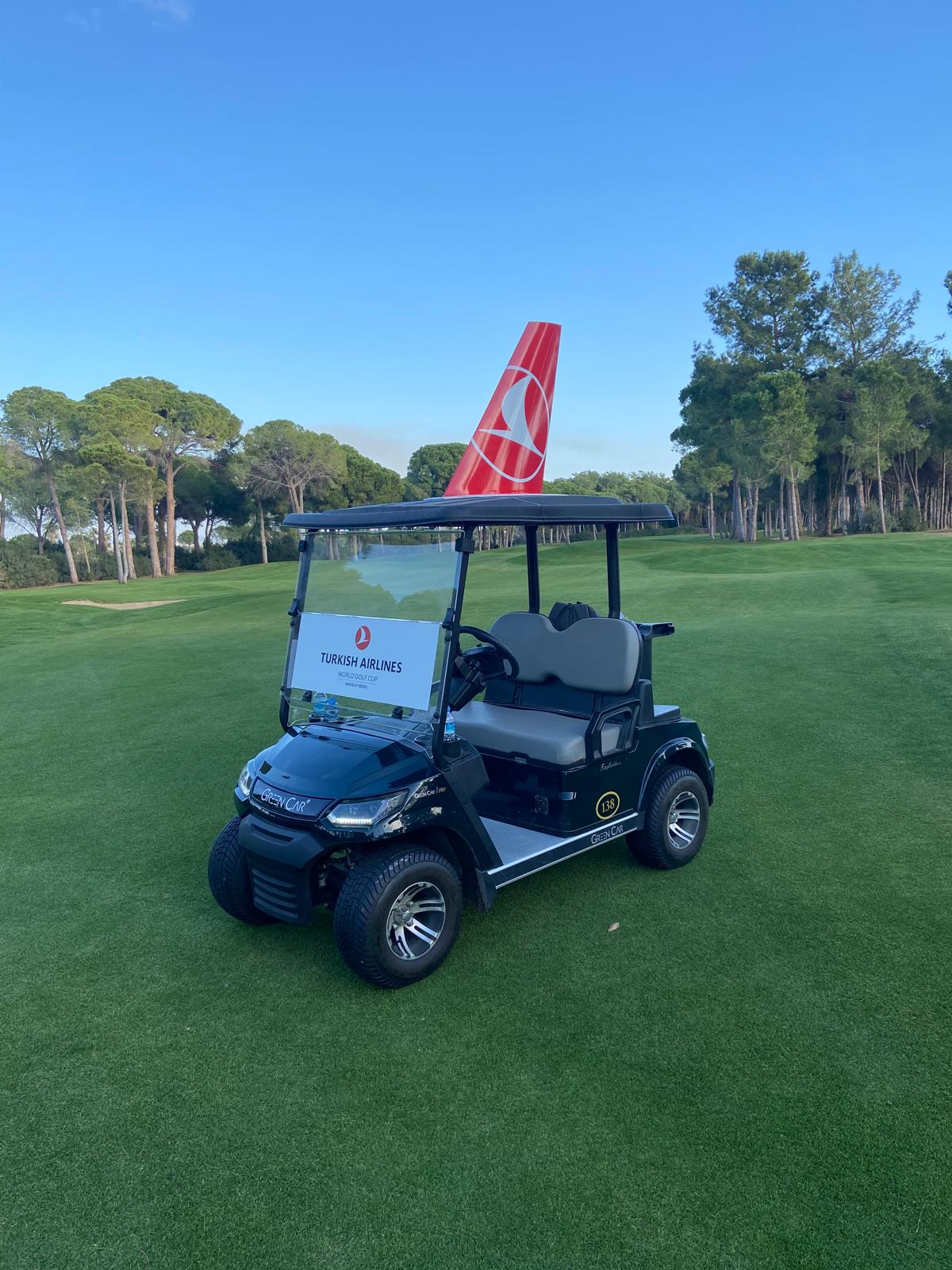 Sponsor giydirmeli golf arabası